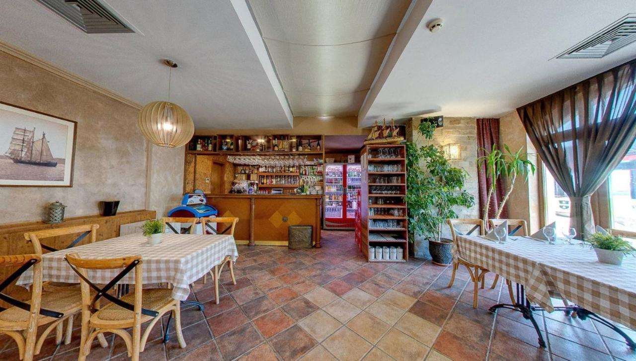 Hotel Mistral Balchik Extérieur photo