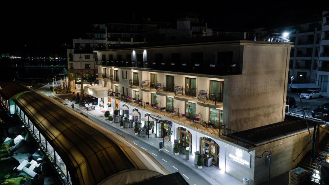 Hotel Mistral Balchik Extérieur photo