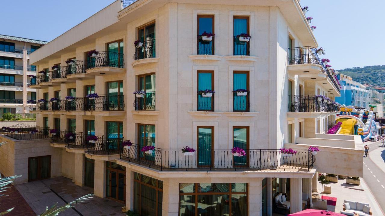 Hotel Mistral Balchik Extérieur photo